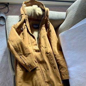 Patagonia Women’s Insulated Prairie Dawn Parka